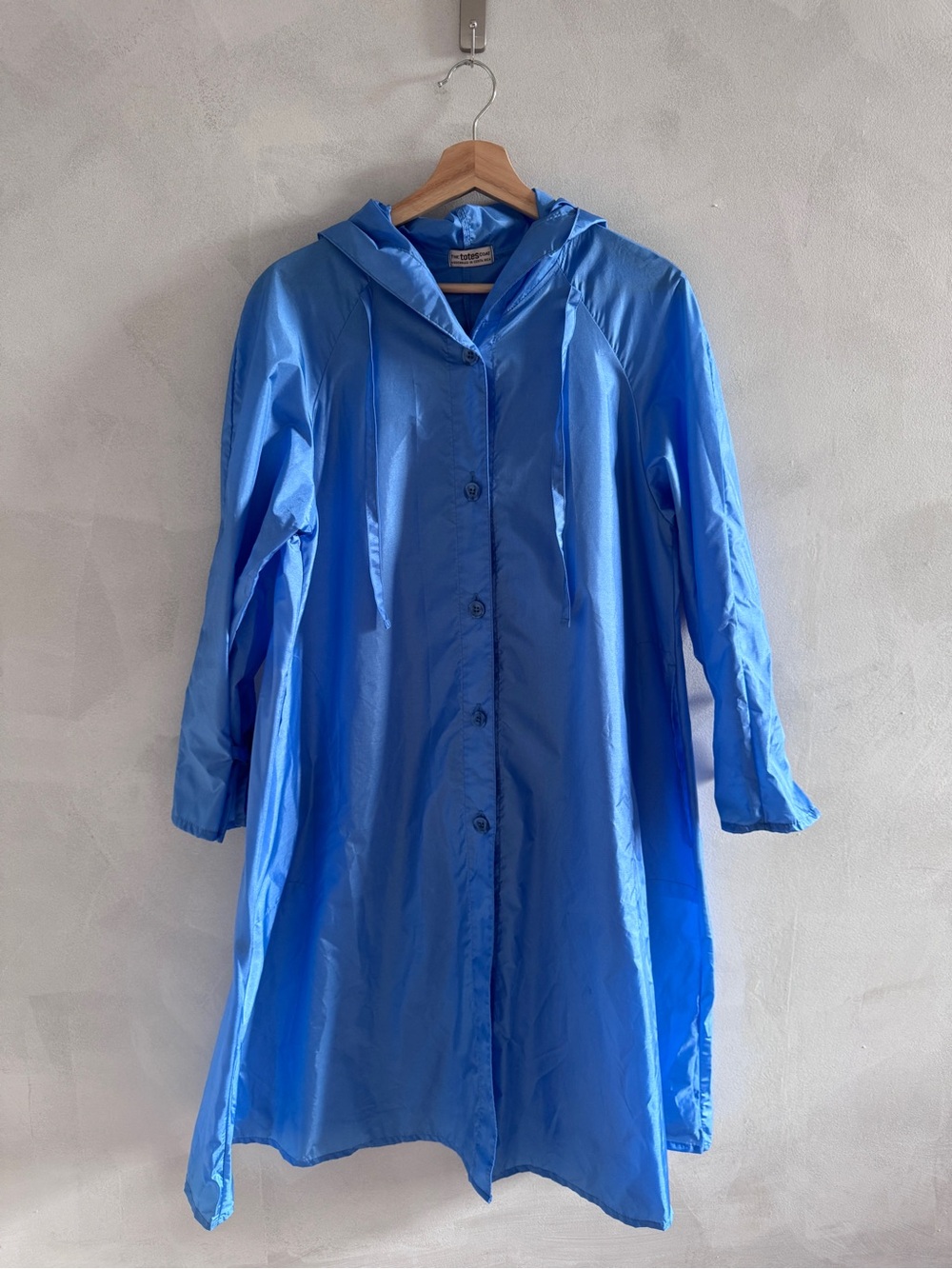 Vintage “The Totes Coat” Hooded Nylon Raincoat — Size 12